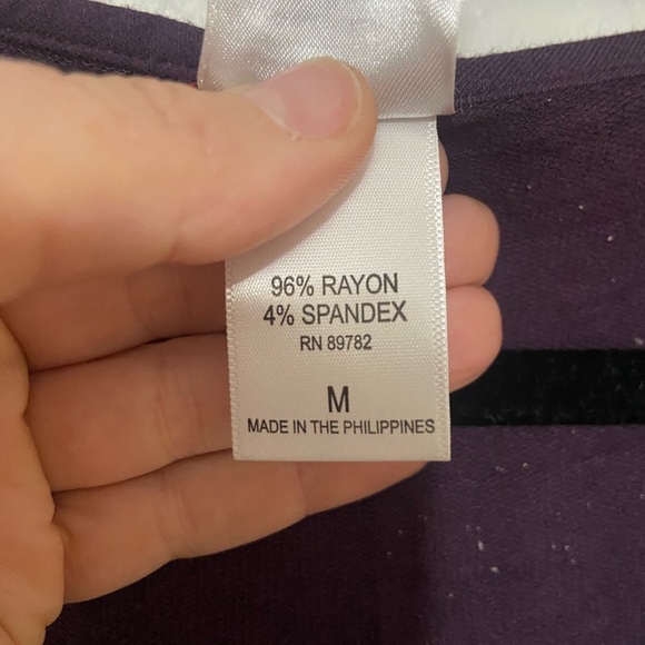 Natori women's M long sleeve scoop neck relaxed fit tunic length top in plum EUC - Picture 5 of 5